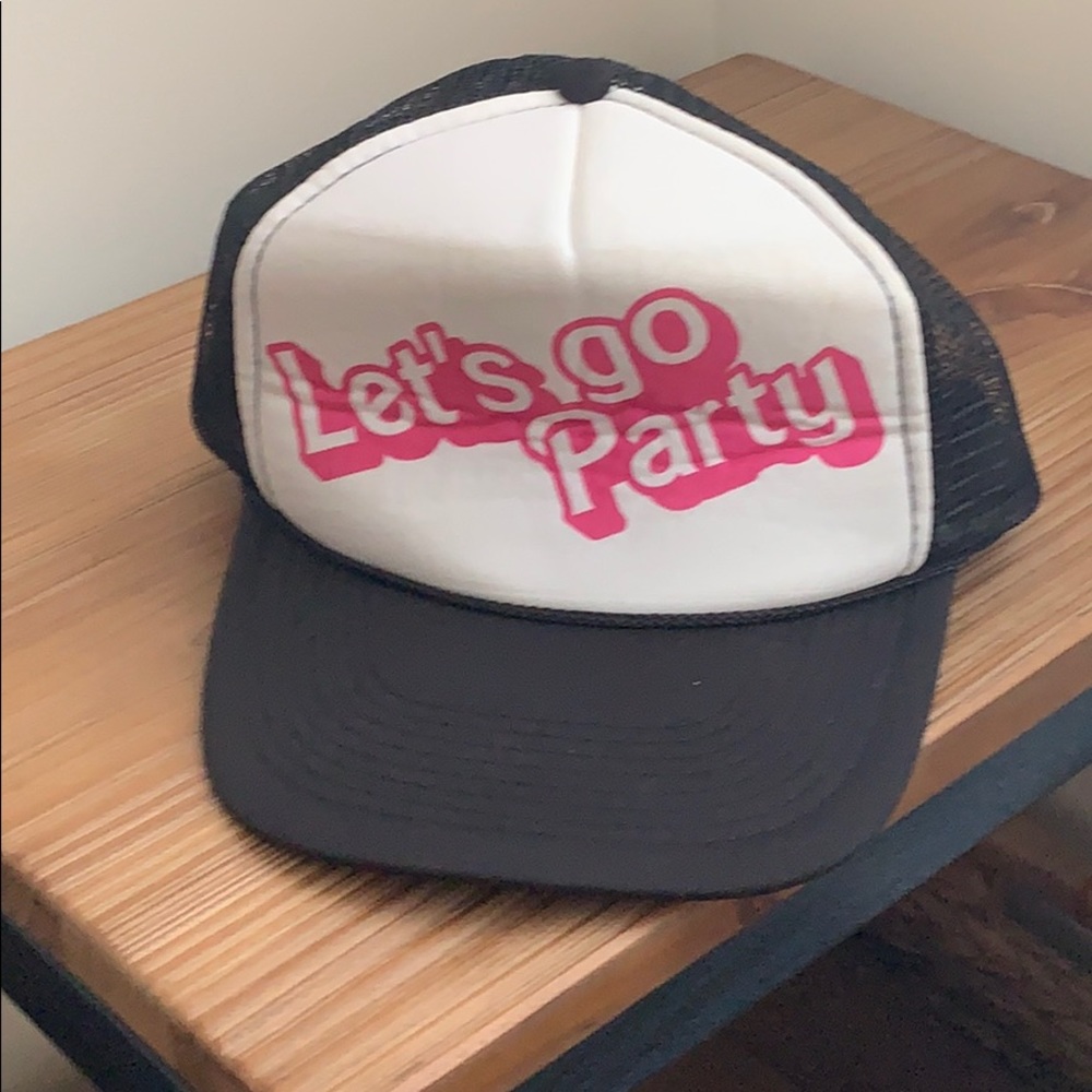 Let’s go party set - Picture 3 of 3